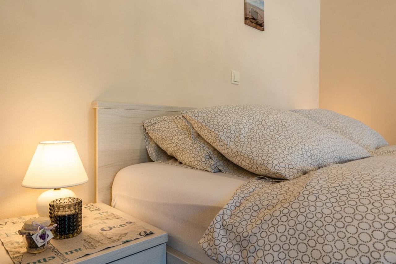 Apartments Sum Mora Vir Exterior foto