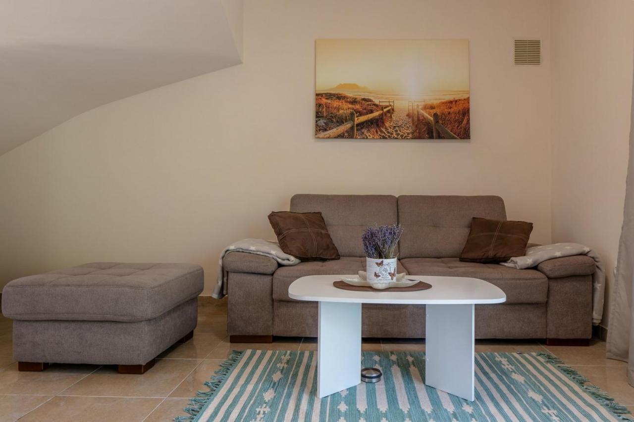 Apartments Sum Mora Vir Exterior foto