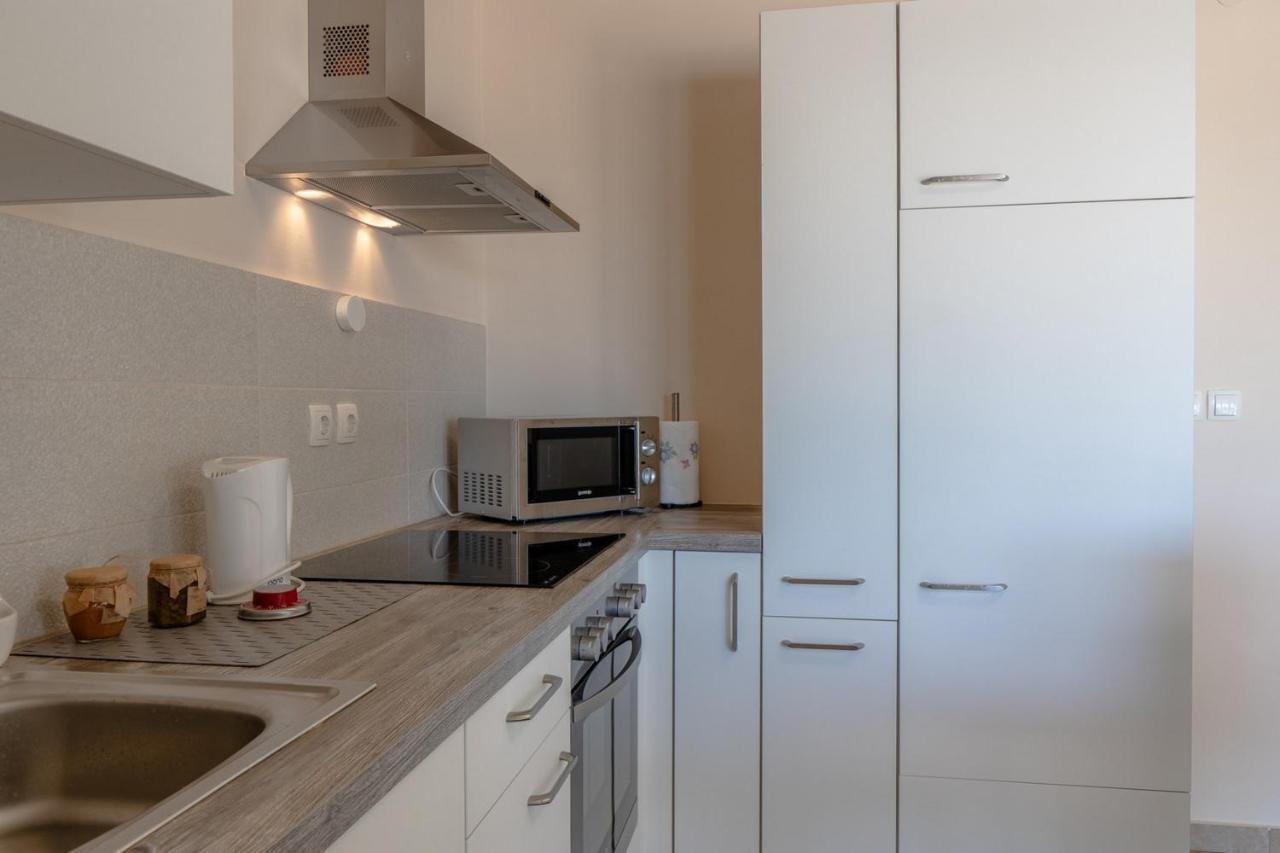 Apartments Sum Mora Vir Exterior foto