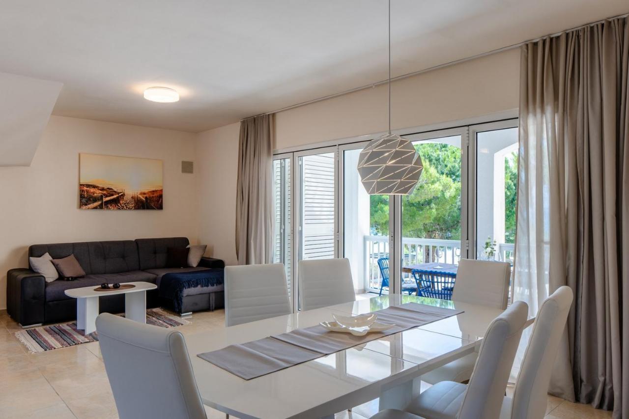Apartments Sum Mora Vir Exterior foto